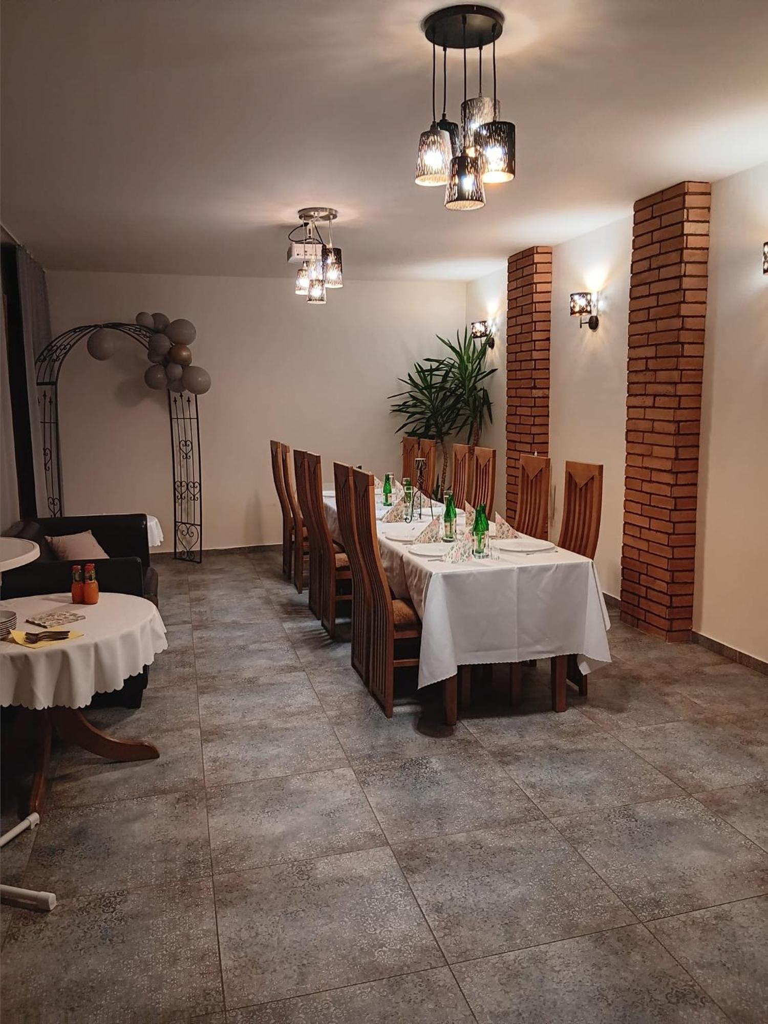 Penzion Contesa Rožňava Exterior foto